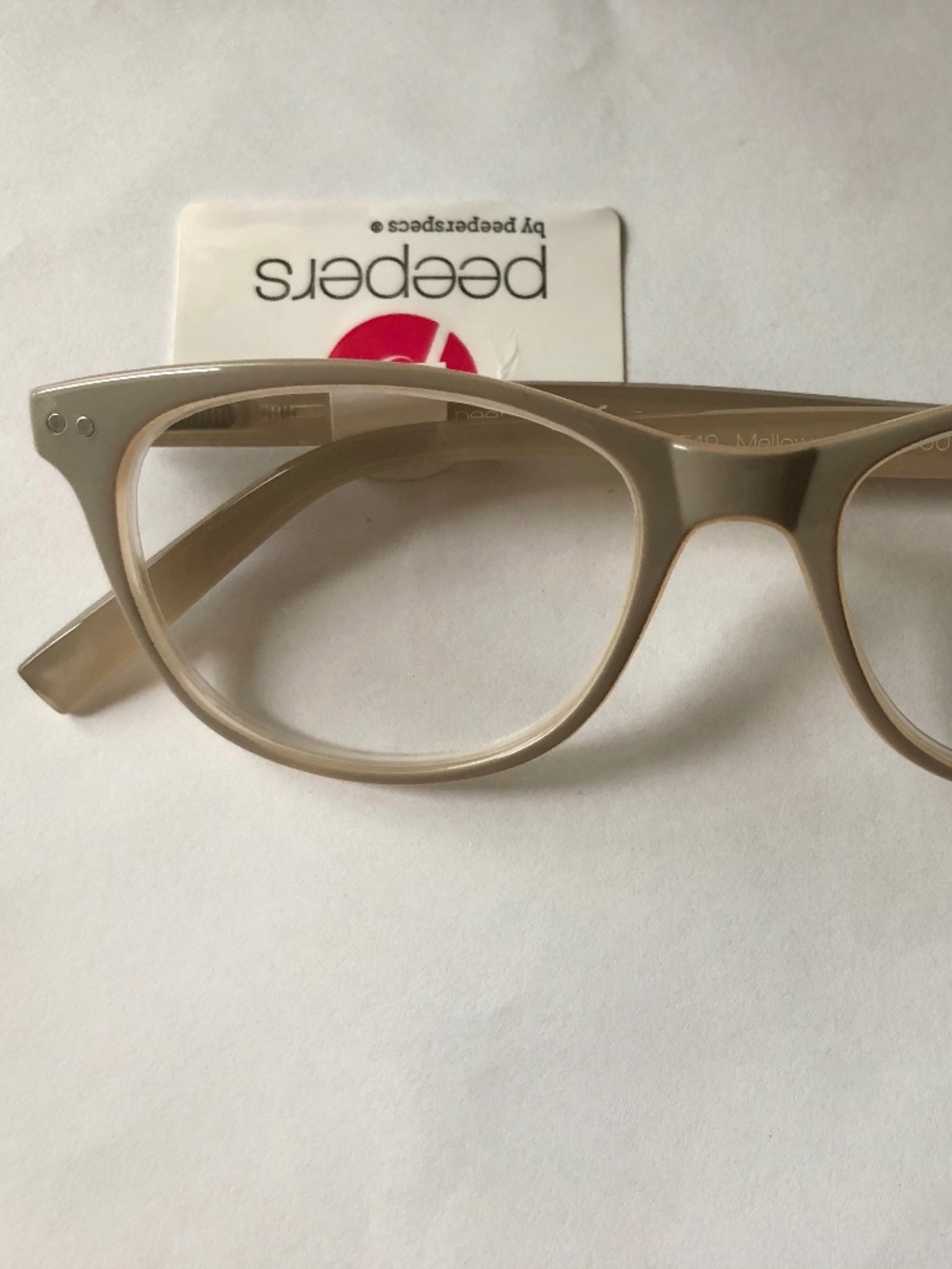 New Peepers Taupe Readers +1.00